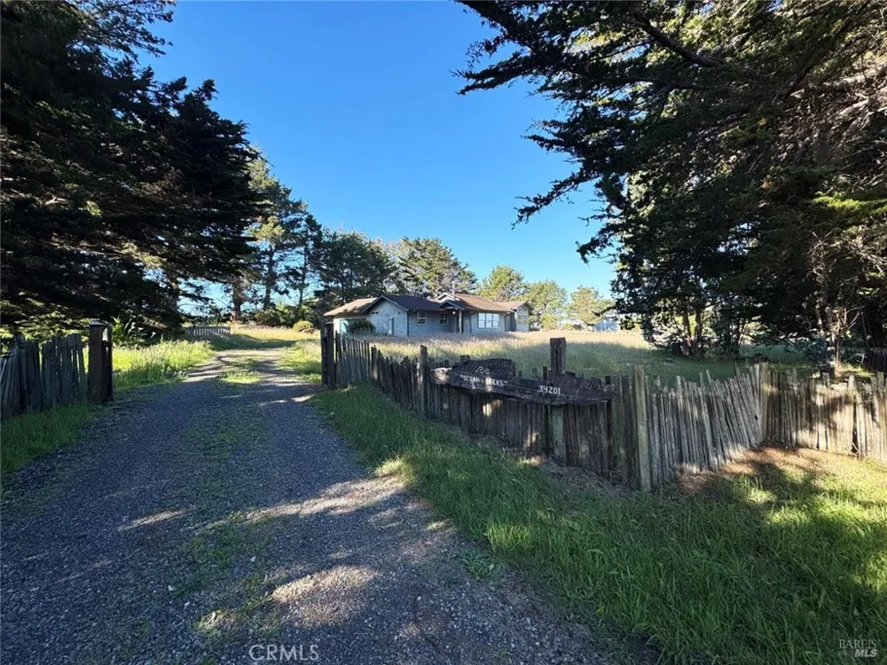 34201 Pacific Reefs Road Albion, CA 95410