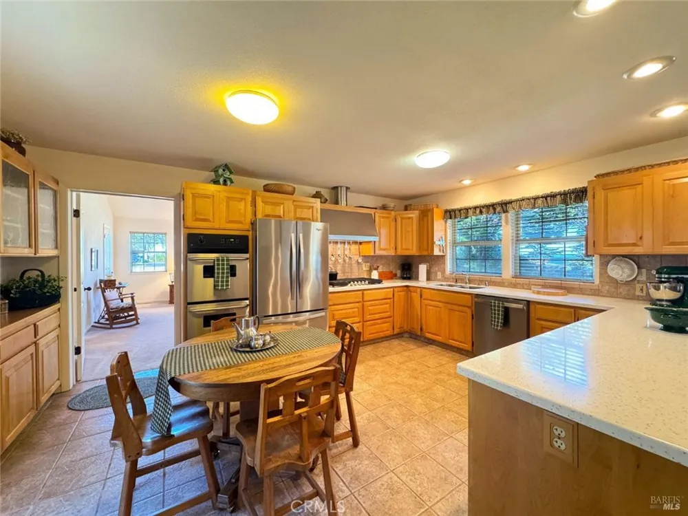34201 Pacific Reefs Road Albion, CA 95410