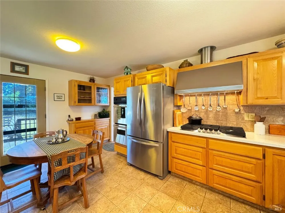 34201 Pacific Reefs Road Albion, CA 95410