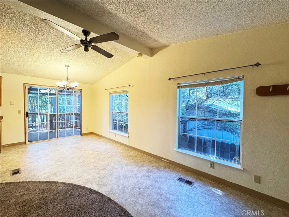 25799 Madrone Drive Willits, CA 95490