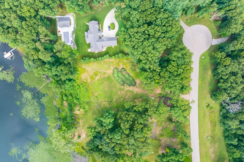 7689 Hidden Cove Place Kalamazoo, MI 49009