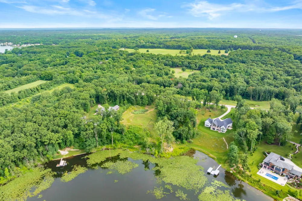 7689 Hidden Cove Place Kalamazoo, MI 49009