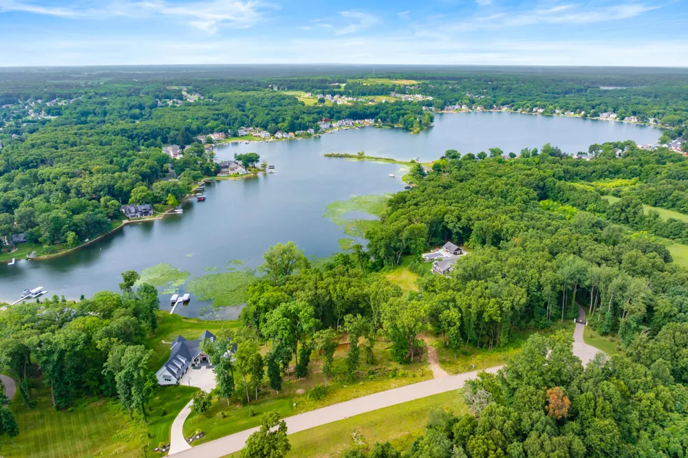 7689 Hidden Cove Place Kalamazoo, MI 49009