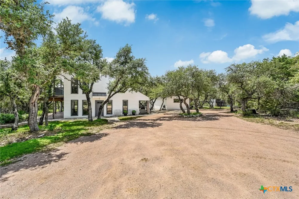 101 Chapparal Drive Wimberley, TX 78676