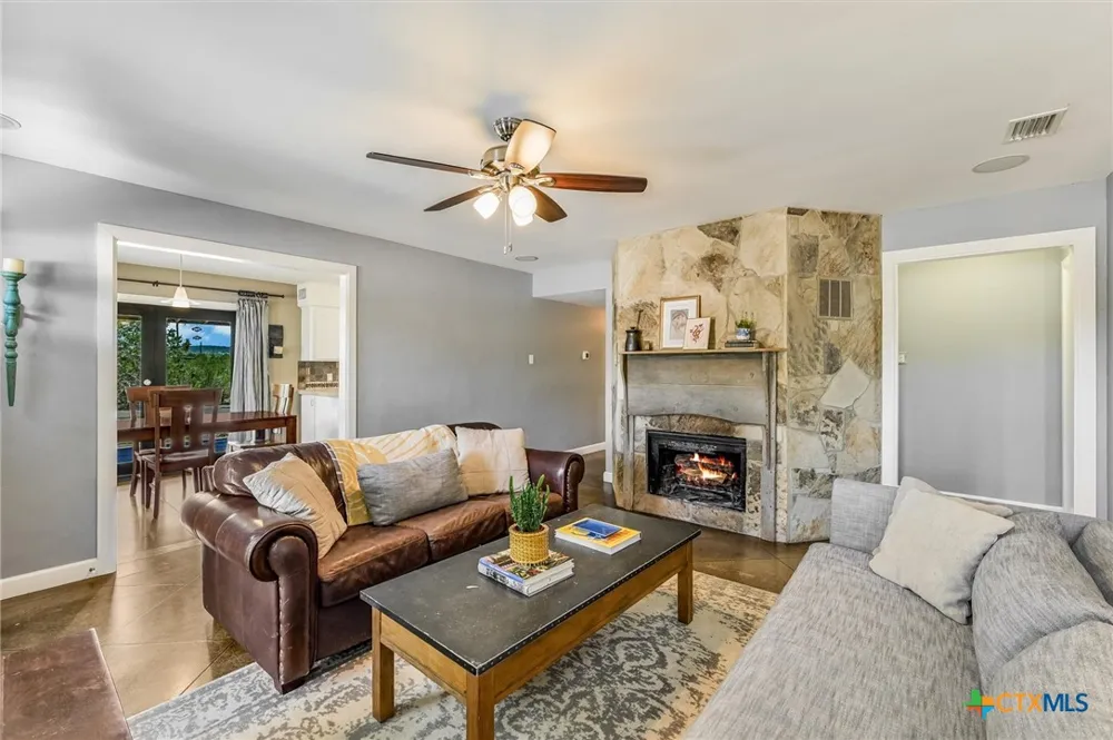 101 Chapparal Drive Wimberley, TX 78676