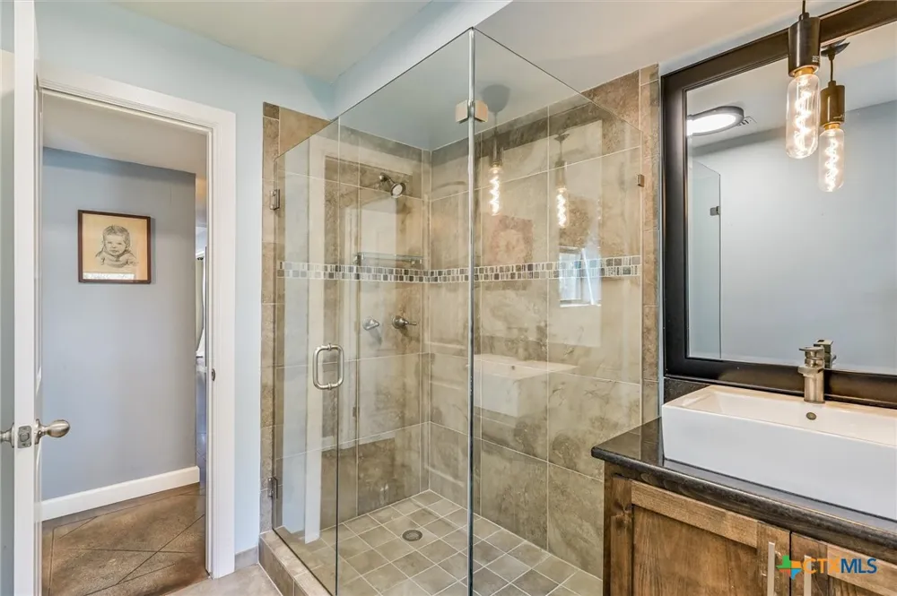 101 Chapparal Drive Wimberley, TX 78676