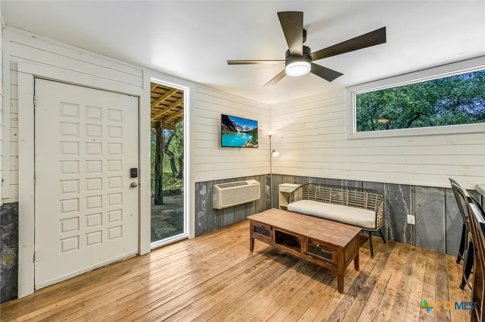 101 Chapparal Drive Wimberley, TX 78676