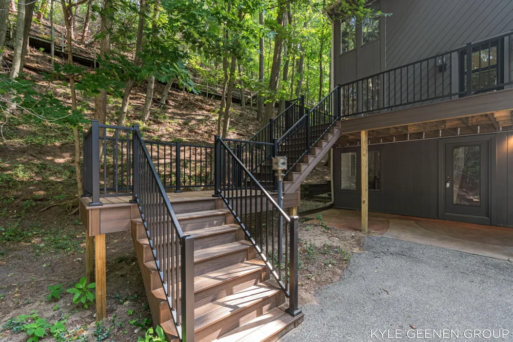 4719 Foxhill Lane Macatawa, MI 49434