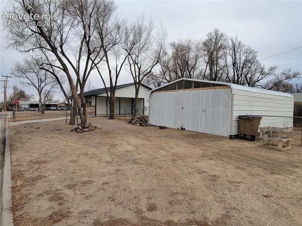 822 E 12th Street La Junta, CO 81050