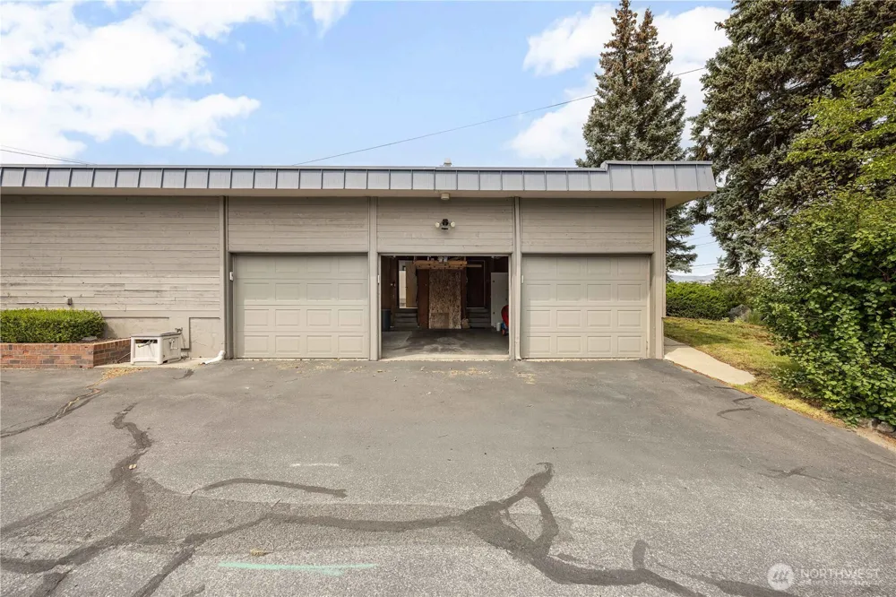 301 S 3rd Street #3 Chelan, WA 98816