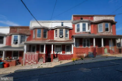 5 WALNUT STREET