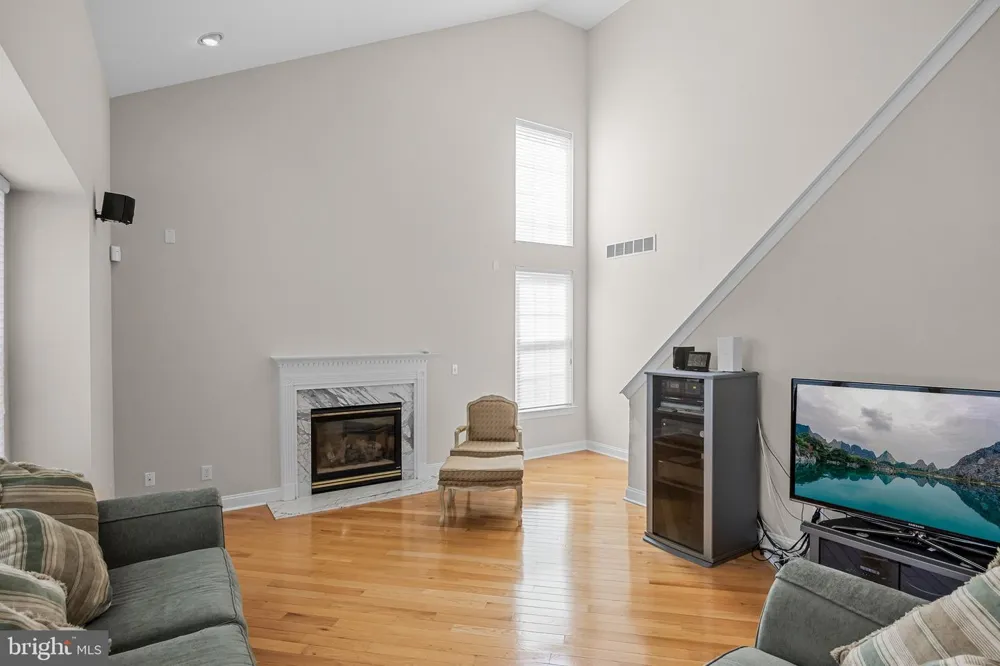 33 AMARYLLIS LANE Lumberton, NJ 08048