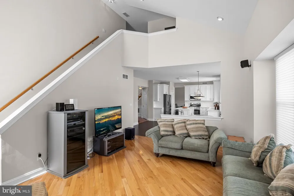 33 AMARYLLIS LANE Lumberton, NJ 08048