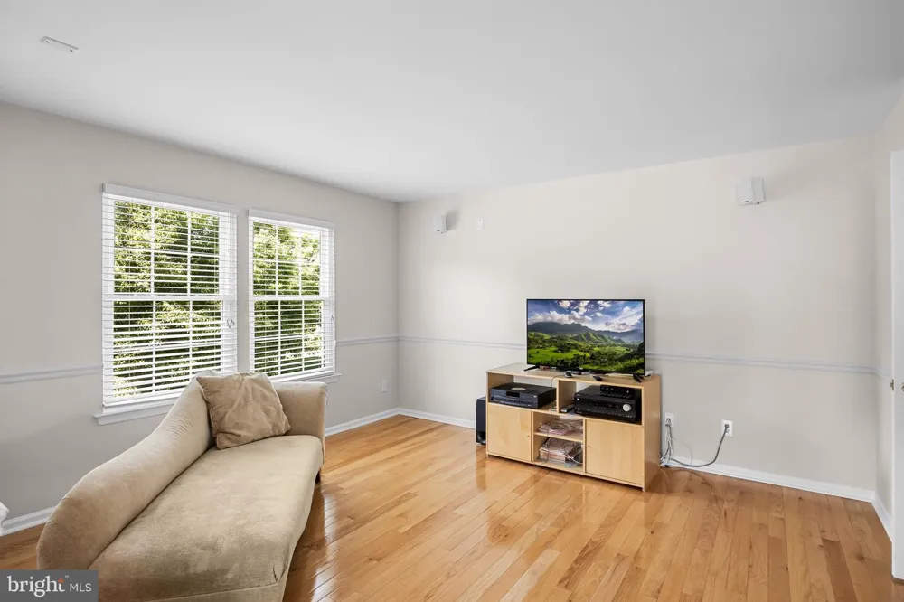 33 AMARYLLIS LANE Lumberton, NJ 08048