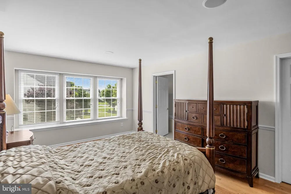 33 AMARYLLIS LANE Lumberton, NJ 08048
