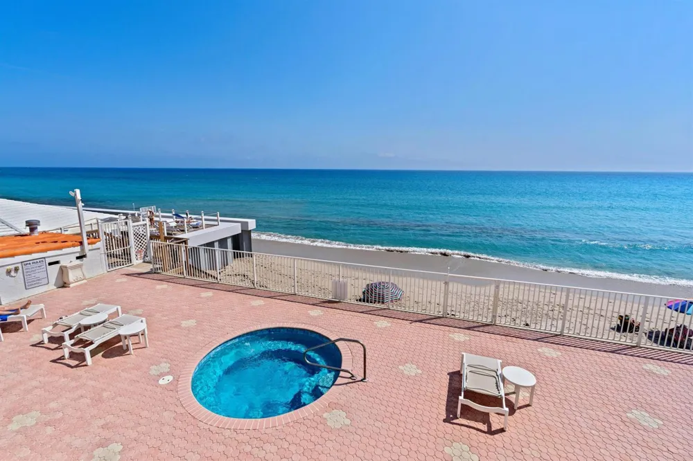 3600 S Ocean Boulevard #203 South Palm Beach, FL 33480