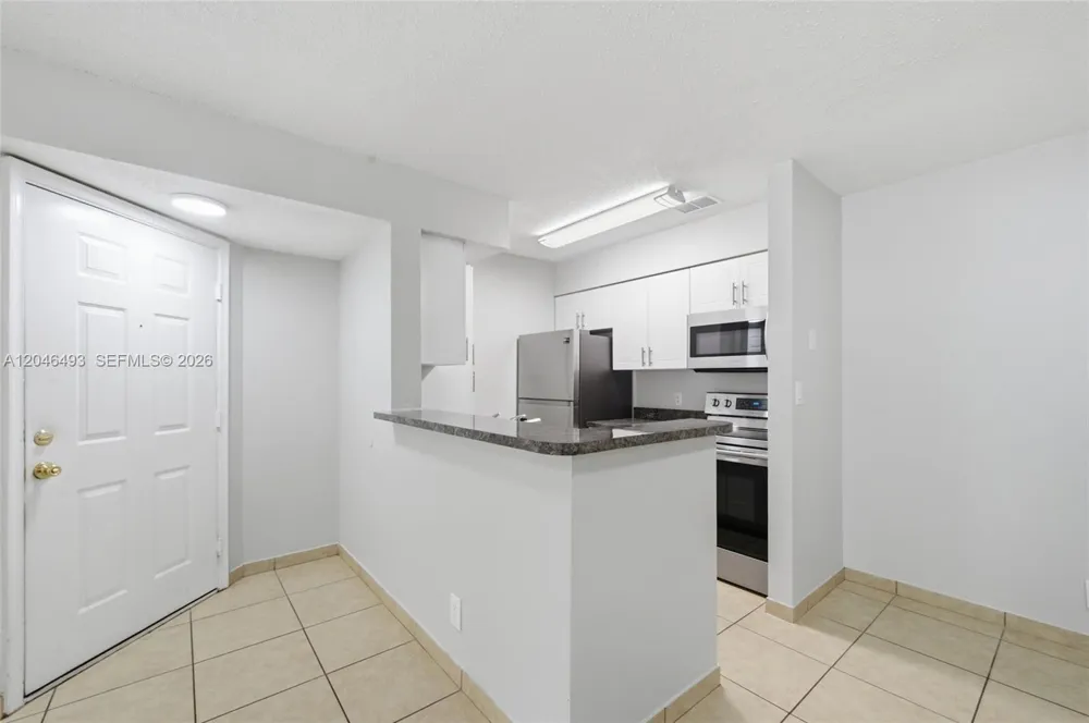2846 S University Dr #4104 Davie, FL 33328