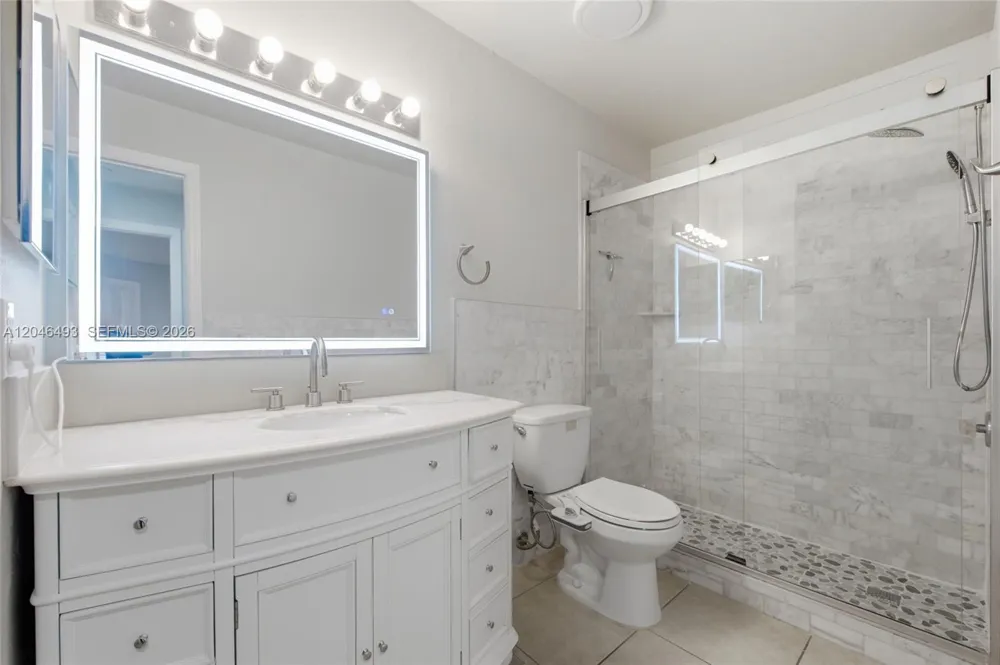 2846 S University Dr #4104 Davie, FL 33328