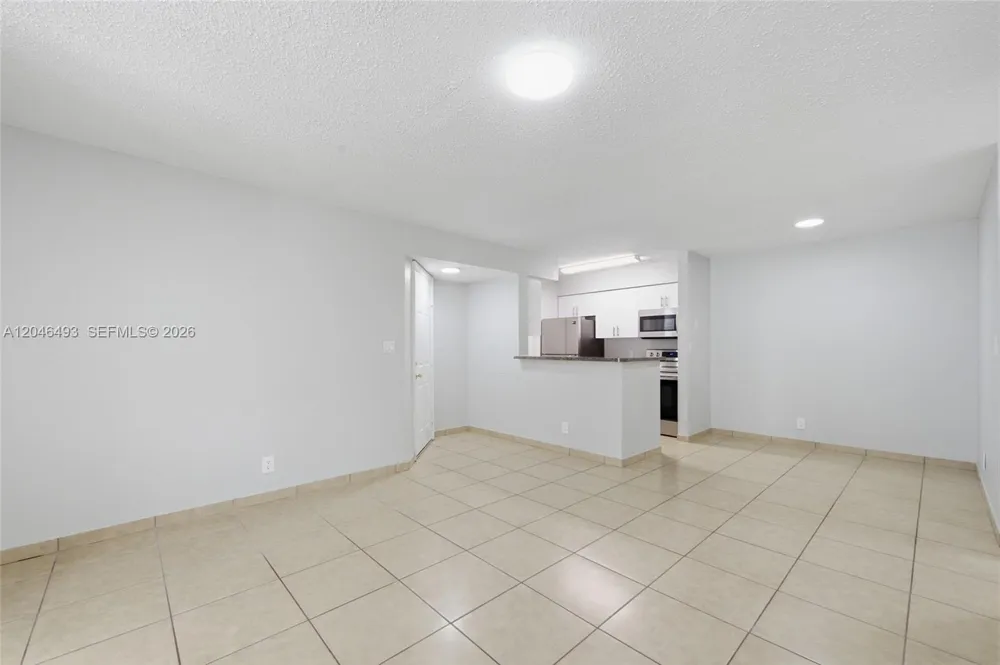 2846 S University Dr #4104 Davie, FL 33328