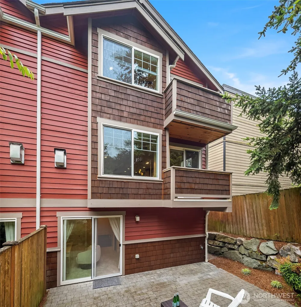 118 NW 39th Street #B Seattle, WA 98107