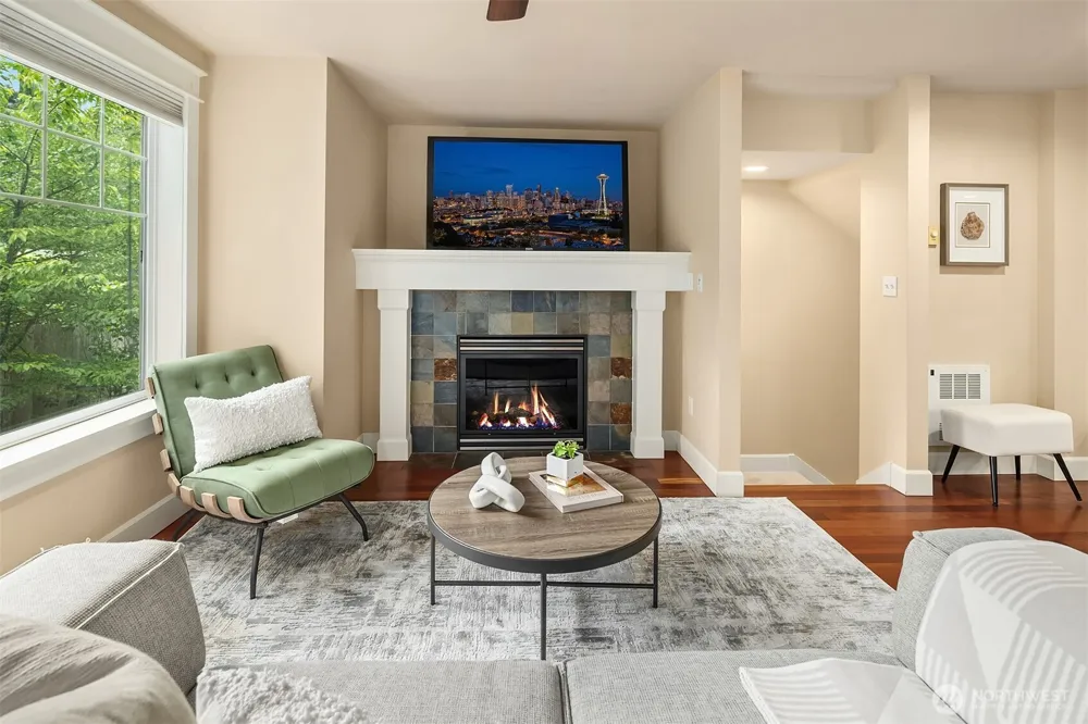 118 NW 39th Street #B Seattle, WA 98107