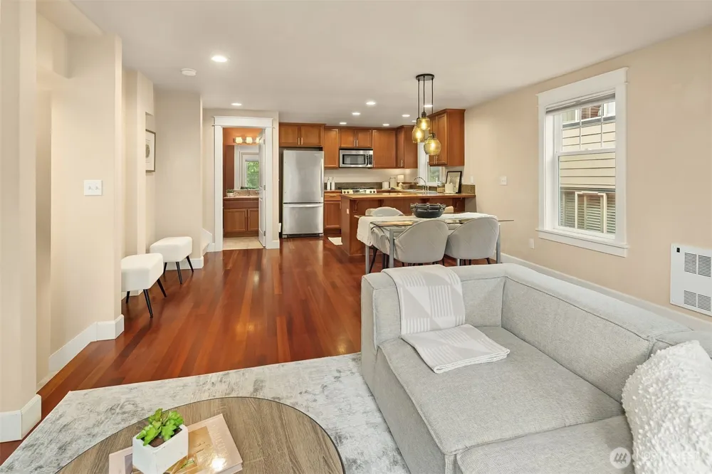 118 NW 39th Street #B Seattle, WA 98107