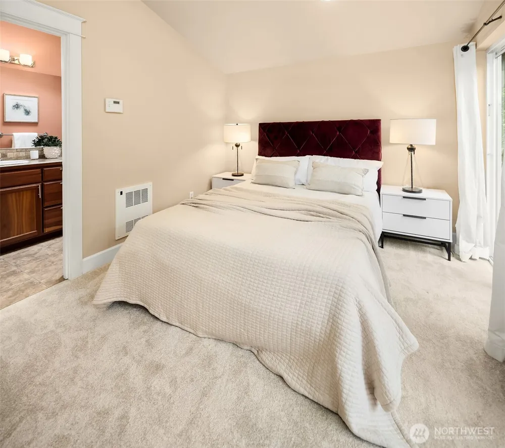 118 NW 39th Street #B Seattle, WA 98107