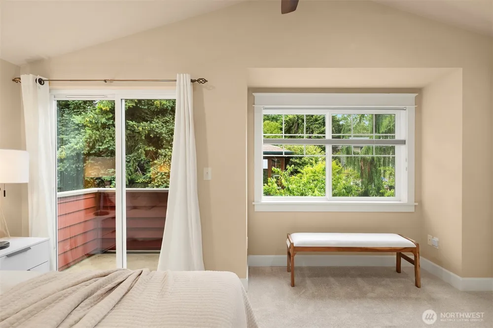 118 NW 39th Street #B Seattle, WA 98107