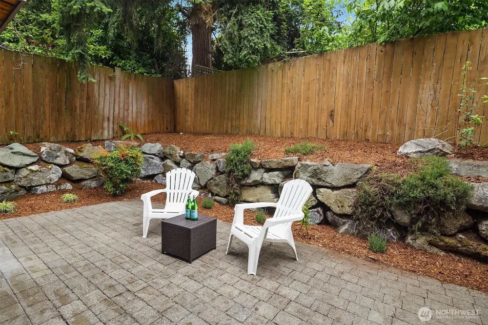 118 NW 39th Street #B Seattle, WA 98107