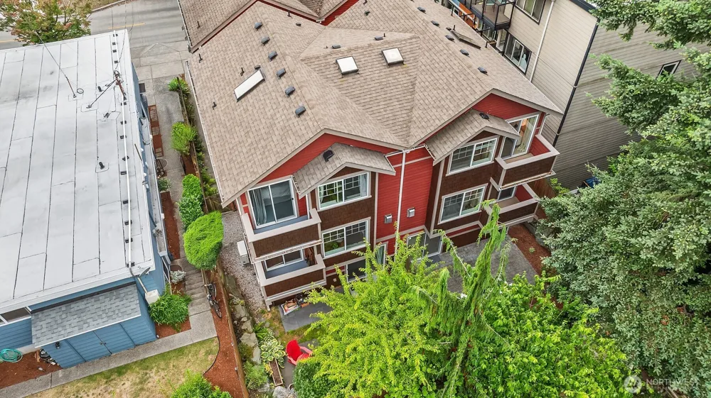 118 NW 39th Street #B Seattle, WA 98107