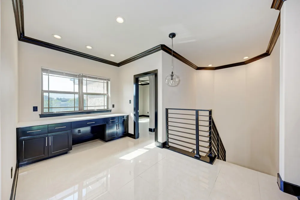 104 Spring Valley Street Hutto, TX 78634