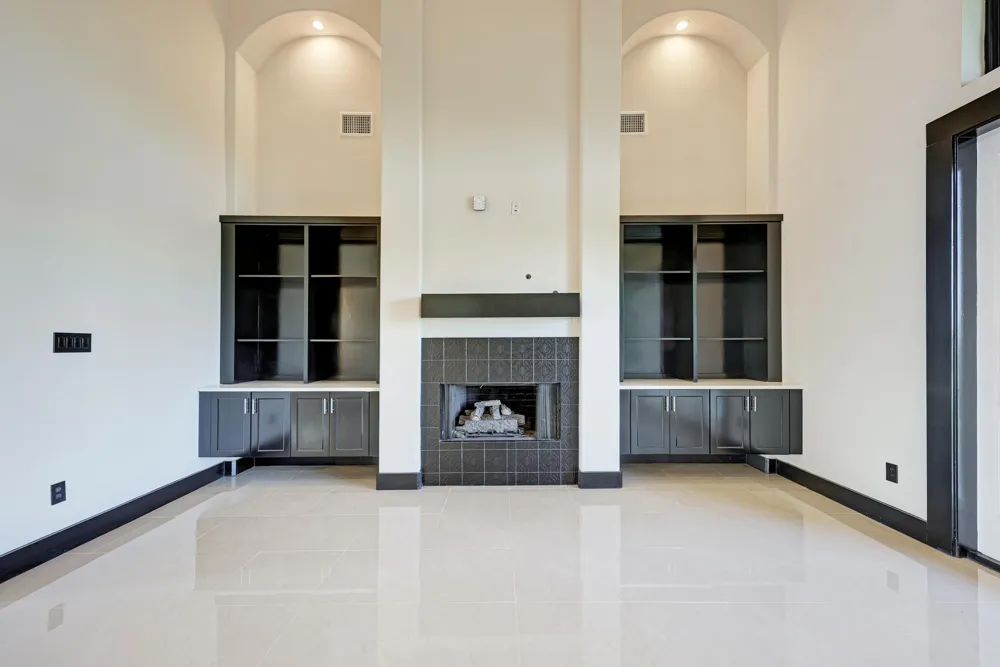 104 Spring Valley Street Hutto, TX 78634
