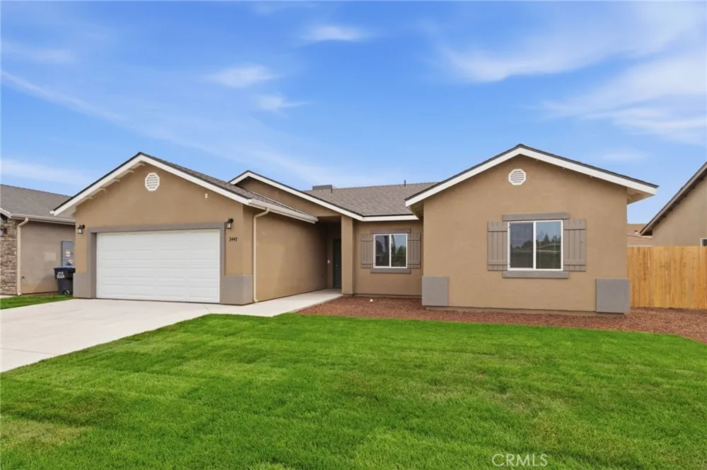 3447 E Douglas Avenue Visalia, CA 93292