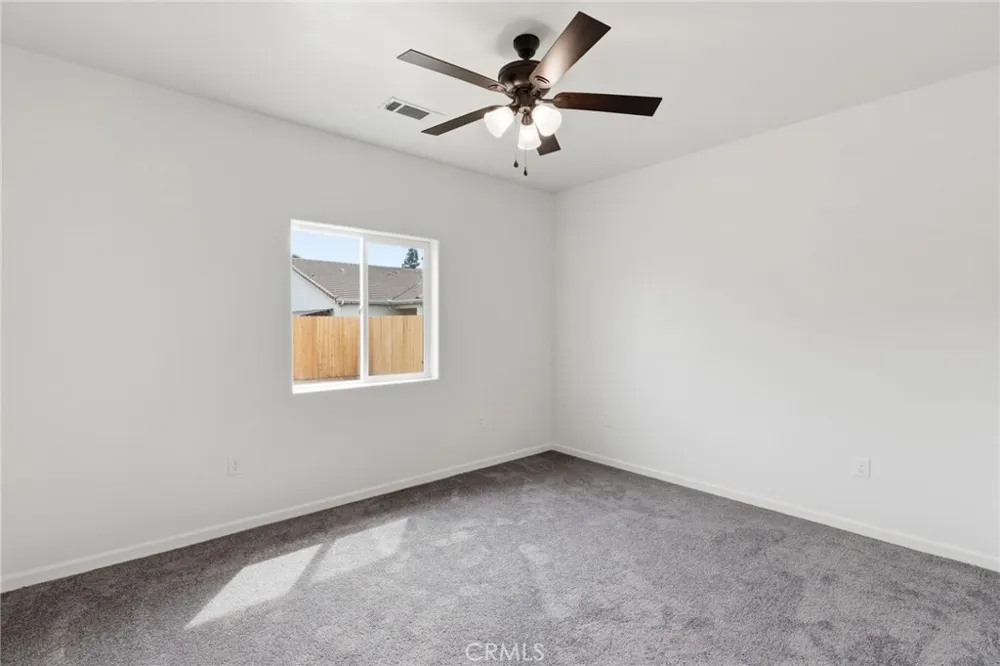 3447 E Douglas Avenue Visalia, CA 93292