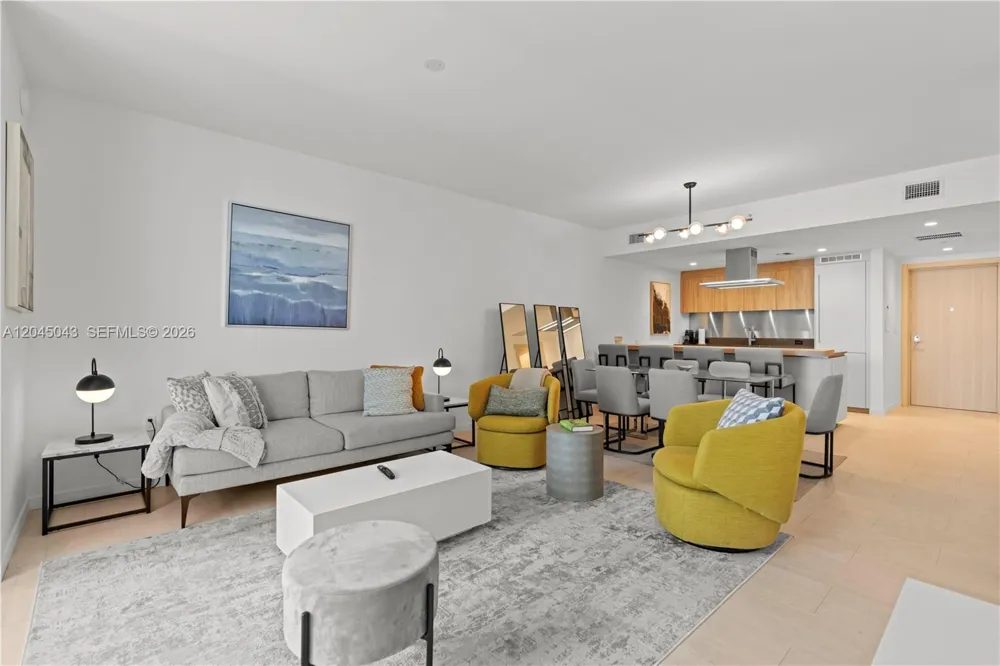 1000 E Brickell Plz #3803 Miami, FL 33131