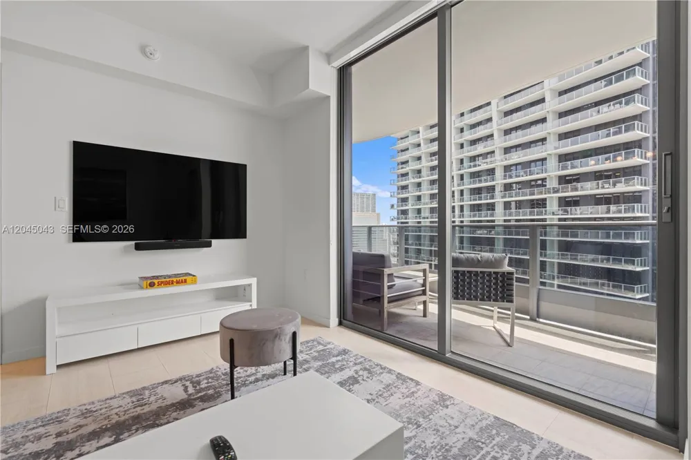 1000 E Brickell Plz #3803 Miami, FL 33131