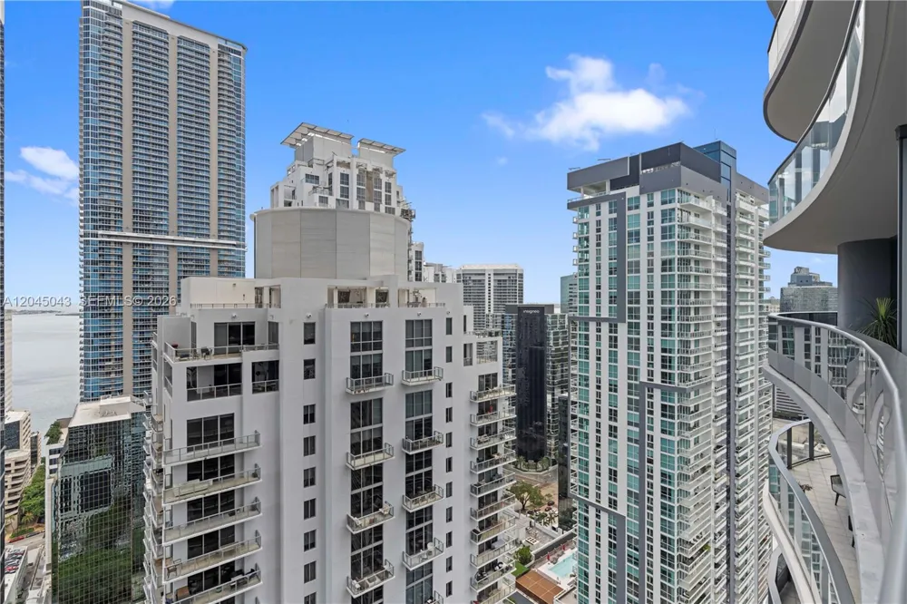 1000 E Brickell Plz #3803 Miami, FL 33131