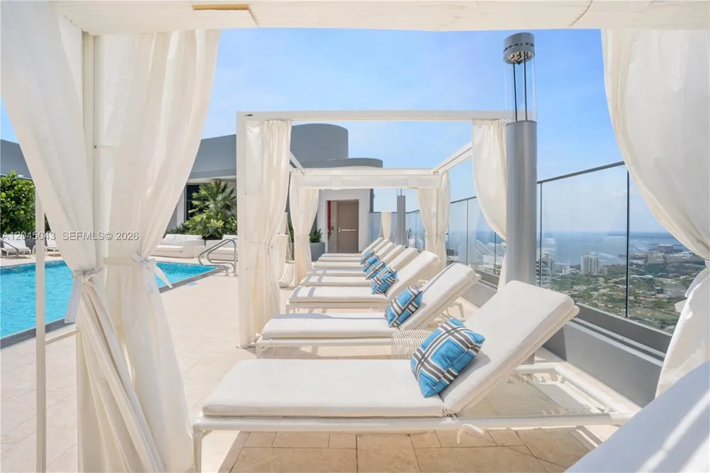 1000 E Brickell Plz #3803 Miami, FL 33131