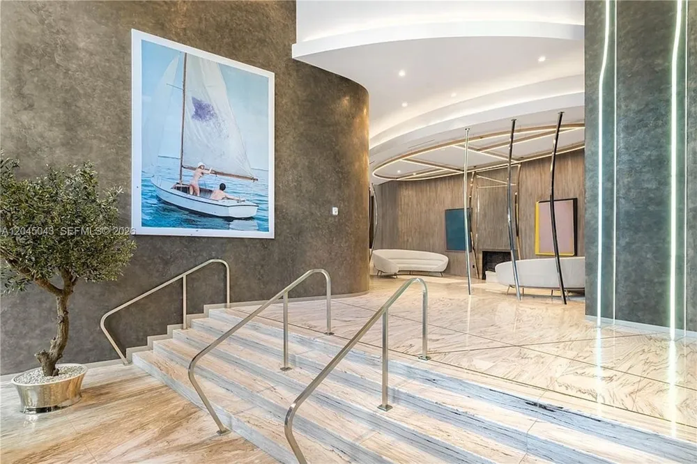 1000 E Brickell Plz #3803 Miami, FL 33131