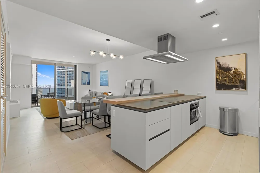 1000 E Brickell Plz #3803 Miami, FL 33131