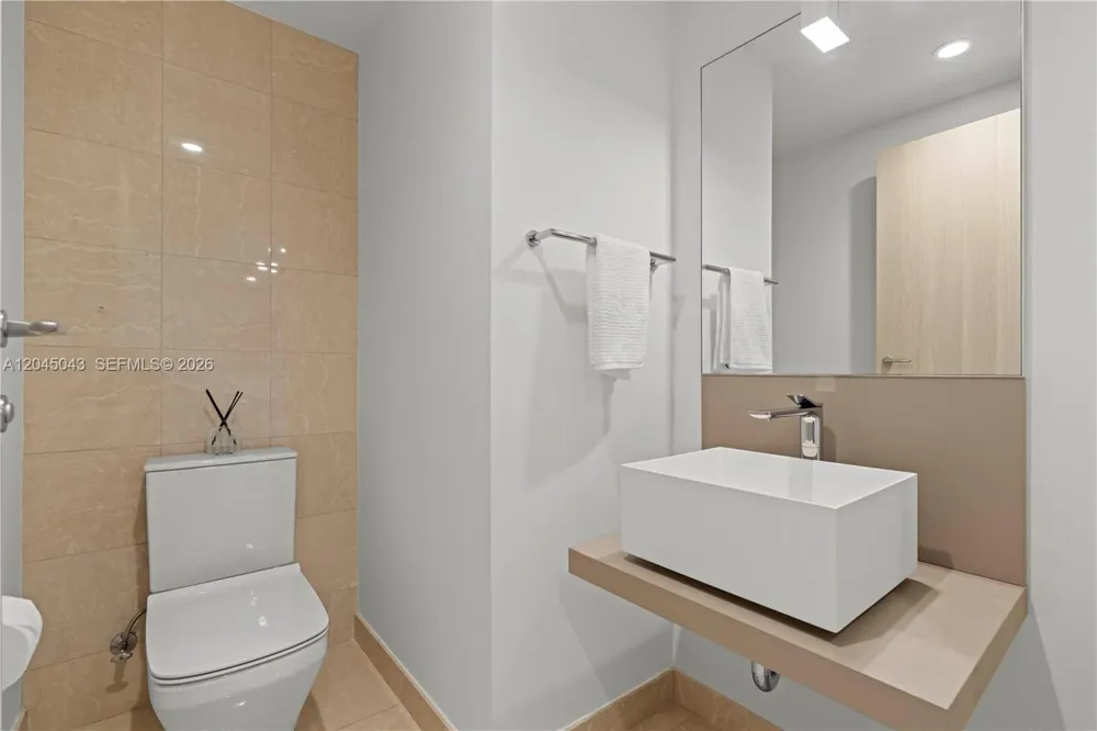1000 E Brickell Plz #3803 Miami, FL 33131