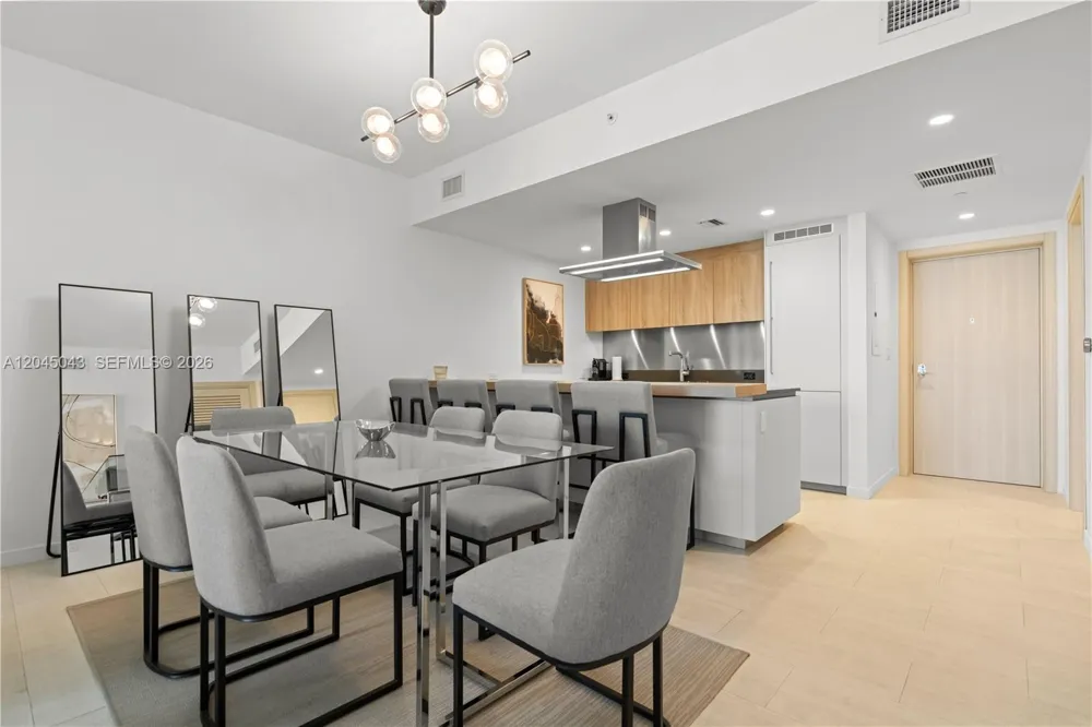 1000 E Brickell Plz #3803 Miami, FL 33131