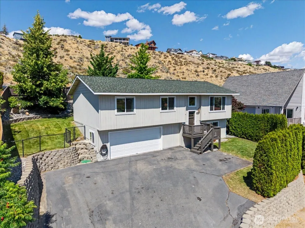 215 San Remo Lane Chelan, WA 98816