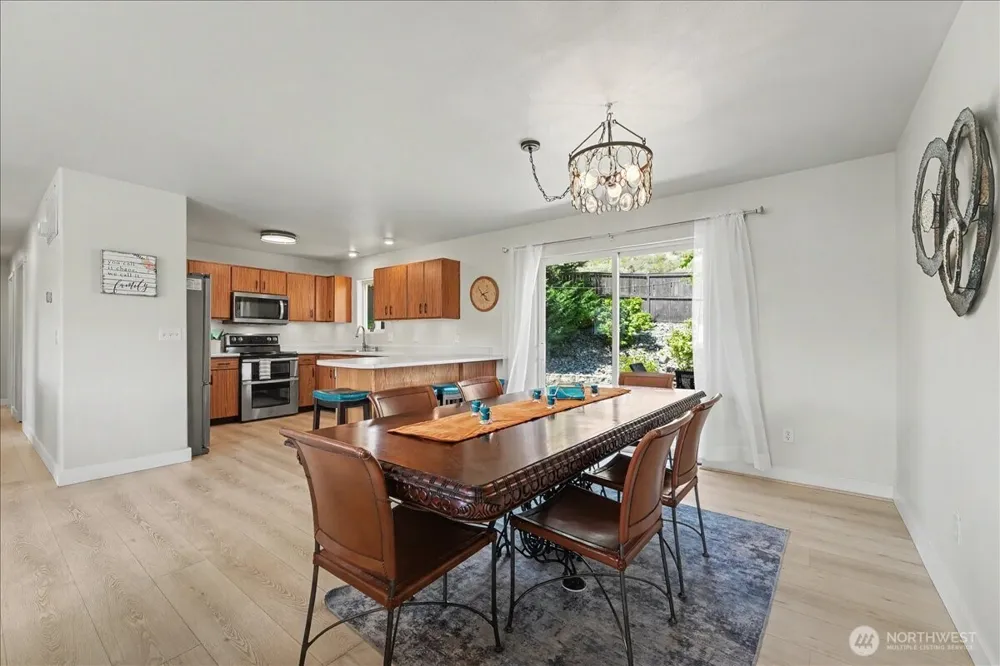 215 San Remo Lane Chelan, WA 98816