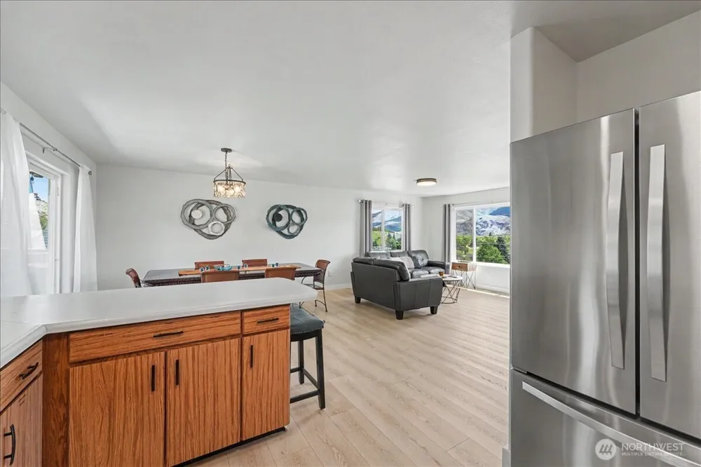 215 San Remo Lane Chelan, WA 98816