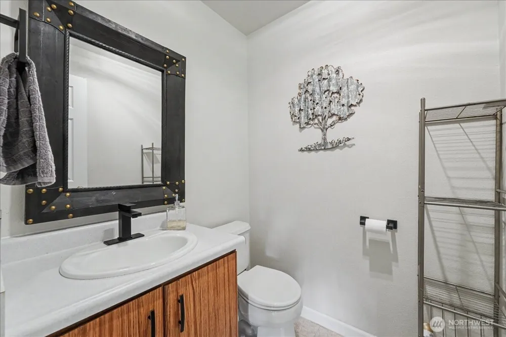 215 San Remo Lane Chelan, WA 98816
