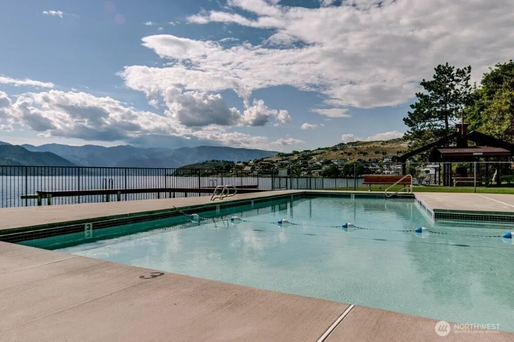 215 San Remo Lane Chelan, WA 98816
