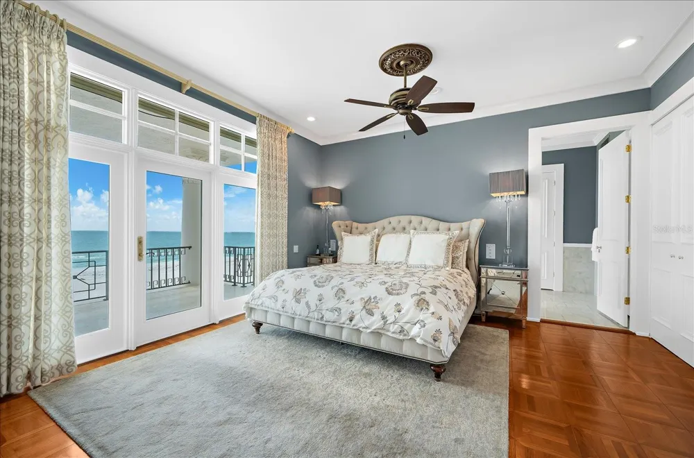 810 ELDORADO AVENUE Clearwater Beach, FL 33767