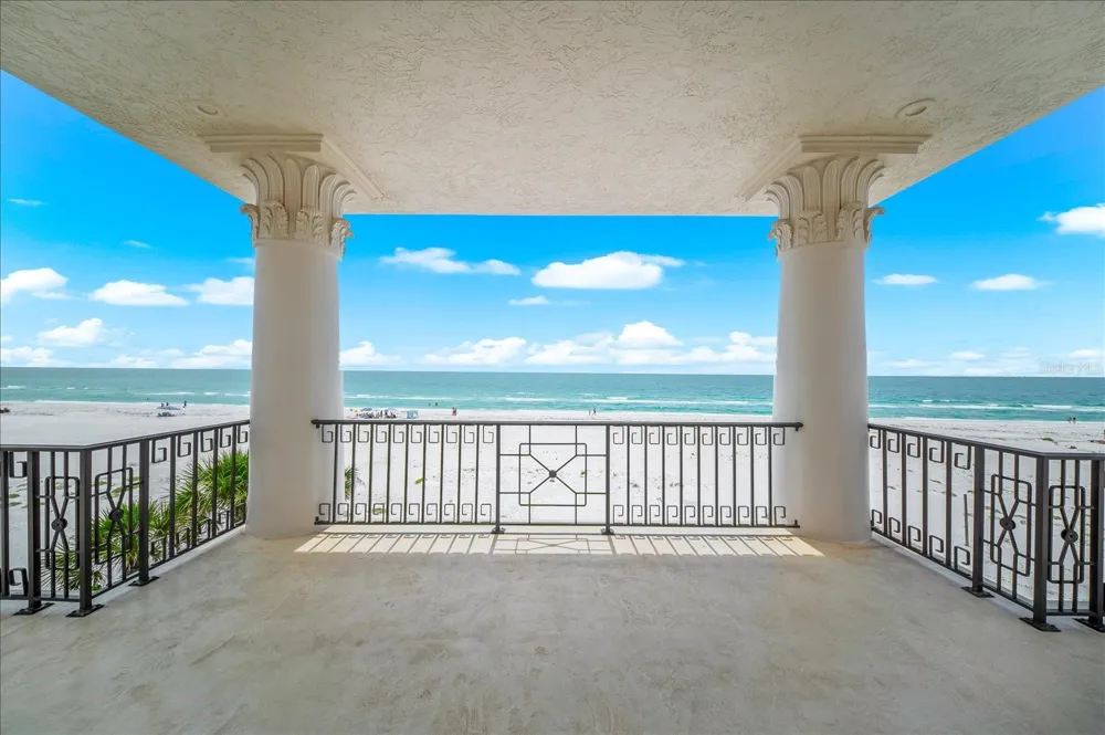 810 ELDORADO AVENUE Clearwater Beach, FL 33767