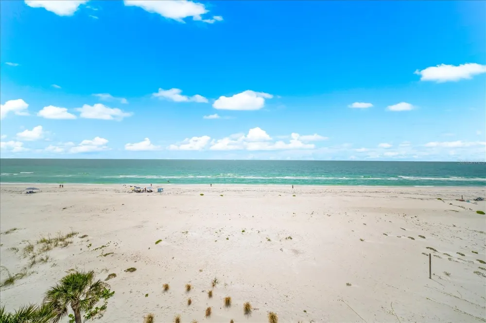 810 ELDORADO AVENUE Clearwater Beach, FL 33767